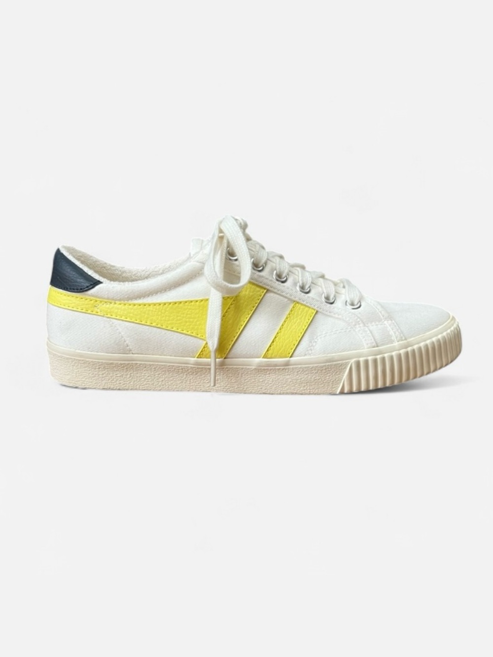 Gola Classics Tennis Mark Cox Sneakers. Women’s Size 8